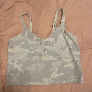 Women's Camouflage active crop top